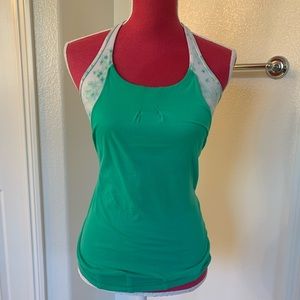 Lululemon top